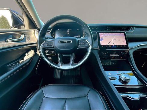 Used 2021 Jeep Grand Cherokee L Limited image 8