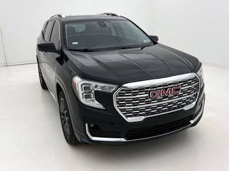 Used 2024 GMC Terrain Denali w/ Black Diamond Edition video 3