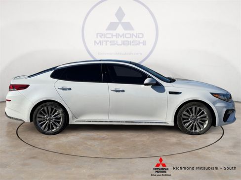 Used 2019 Kia Optima SX image 2