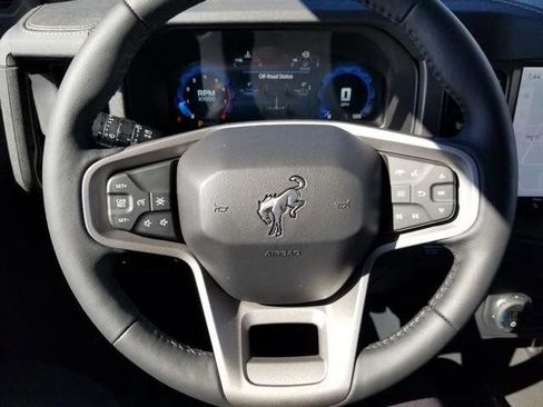 New 2025 Ford Bronco Badlands image 24
