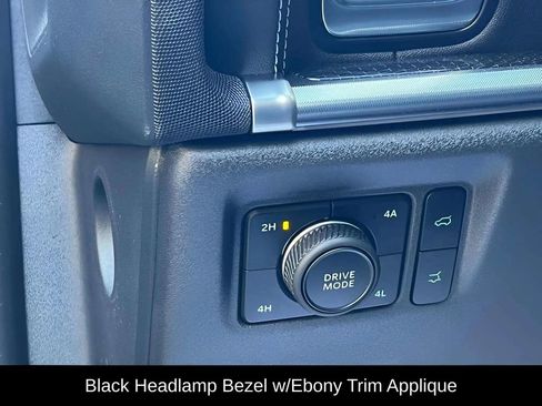 Used 2025 Ford Expedition Max Platinum w/ Stealth Appearance Package image 14