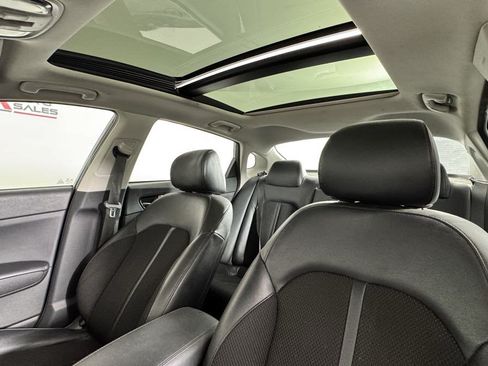 Used 2019 Kia Optima S w/ S Panoramic Sunroof Package FWD image 13