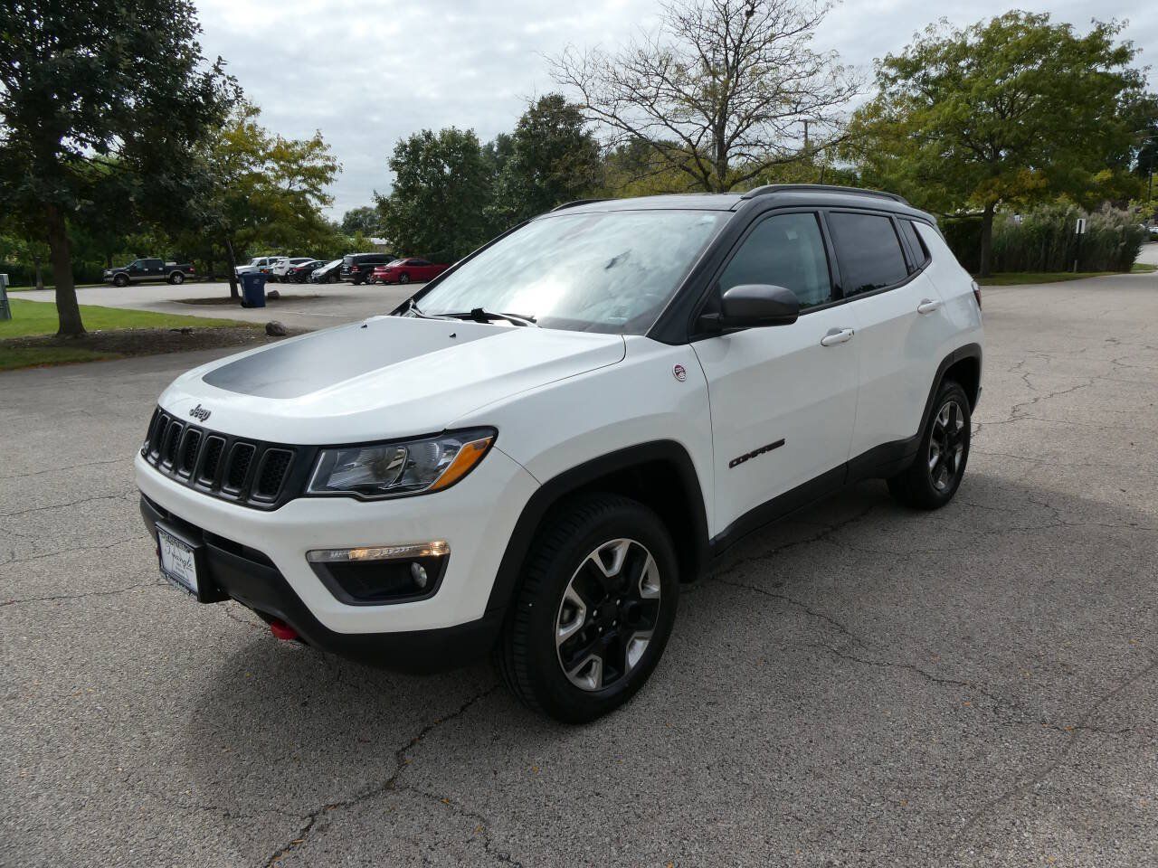 Used 2017 Jeep Compass Trailhawk w/ Leather Interior Group AWD/4WD image 1