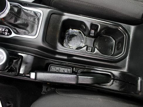 Used 2022 Jeep Wrangler Unlimited Sport image 20