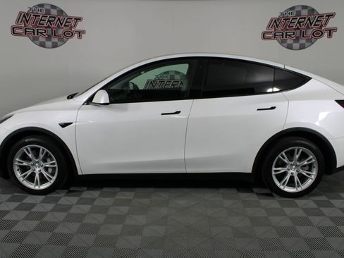 Used 2020 Tesla Model Y Long Range image 4