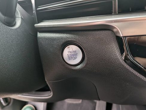 Certified 2024 Kia Sorento LX FWD image 26