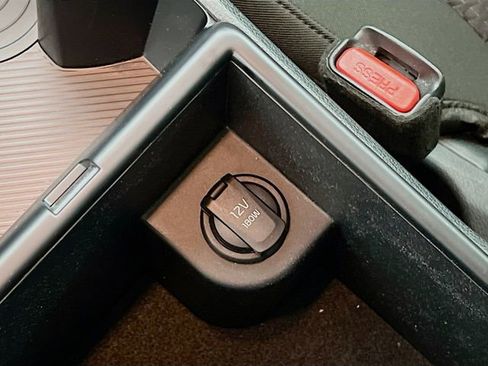 Used 2026 Kia Sportage LX w/ LX Convenience Package image 33