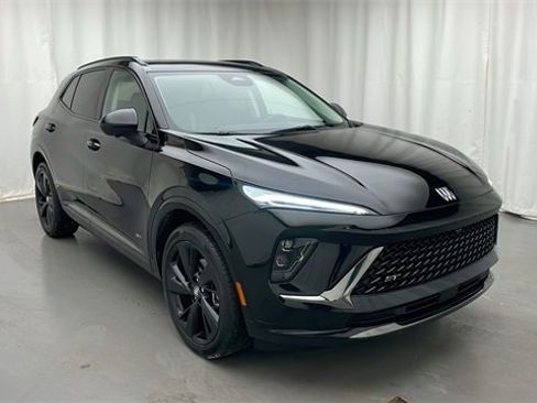 Certified 2024 Buick Envision Sport Touring image 2