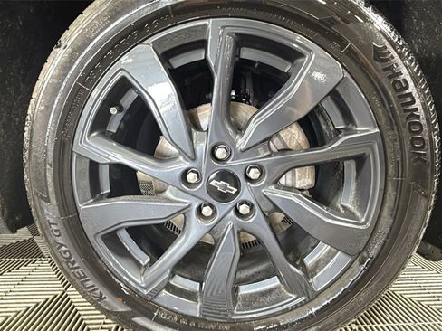 Used 2024 Chevrolet Equinox RS image 32