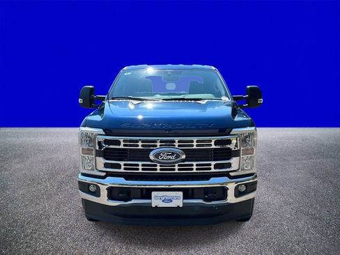 New 2027 Ford F250 XLT w/ FX4 Off-Road Package AWD/4WD image 8