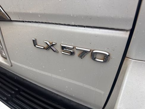 Used 2017 Lexus LX 570 4WD image 5