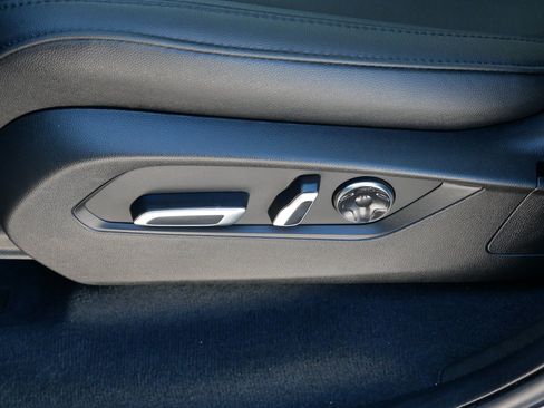 Used 2026 Acura MDX SH-AWD image 19