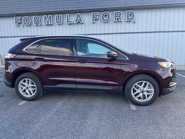 Certified 2024 Ford Edge SEL w/ Convenience Package AWD/4WD image 2