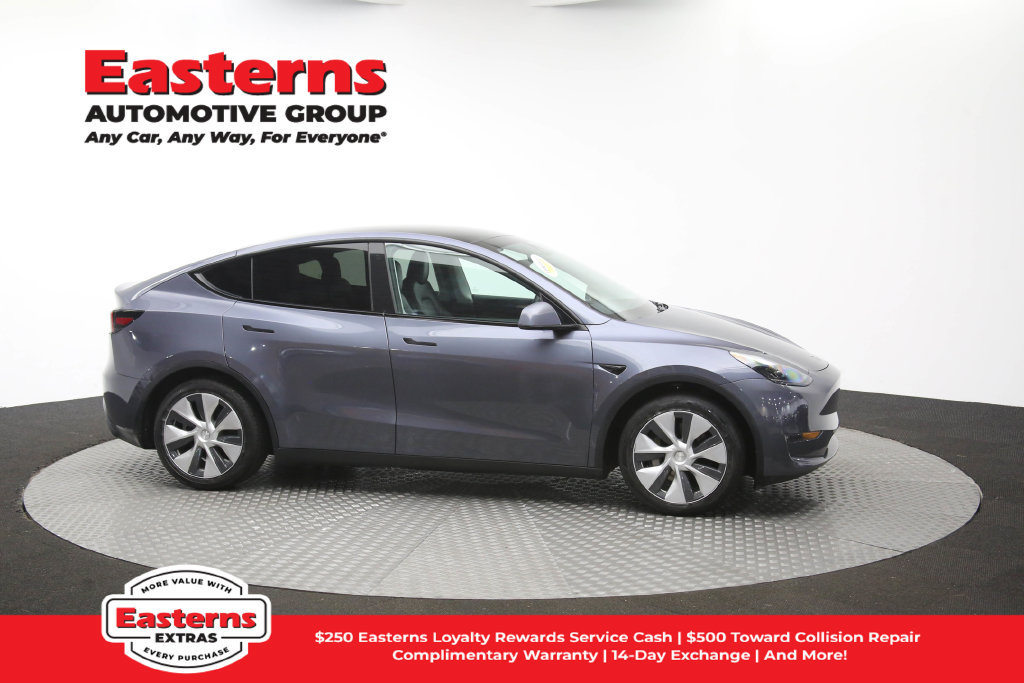 Used 2023 Tesla Model Y Long Range AWD/4WD image 43