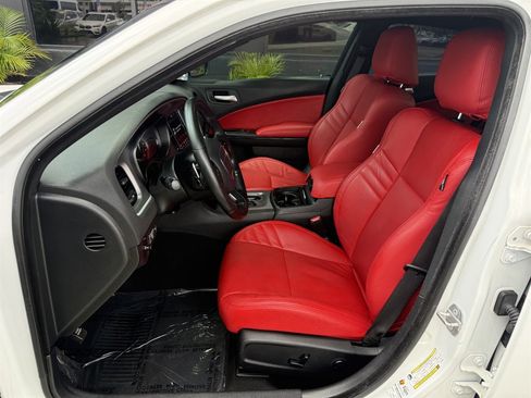 Used 2020 Dodge Charger GT w/ Blacktop Package RWD image 11