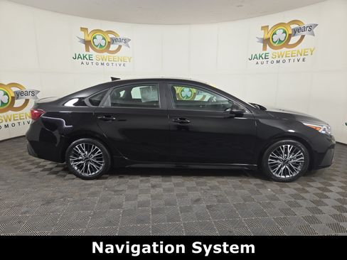 Used 2023 Kia Forte GT-Line w/ GT-Line Premium Package FWD image 10