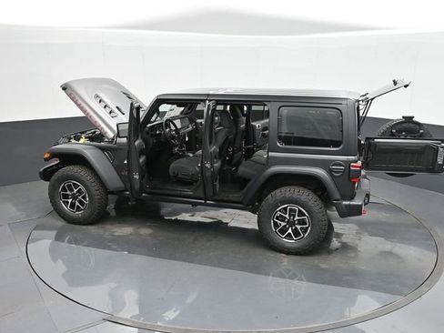 Used 2024 Jeep Wrangler Unlimited Rubicon w/ Technology Group AWD/4WD image 48