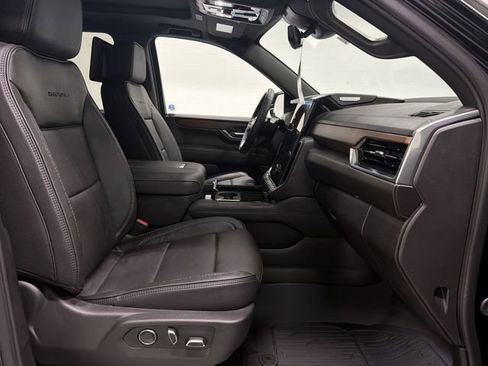 New 2026 GMC Yukon XL Denali AWD/4WD image 22