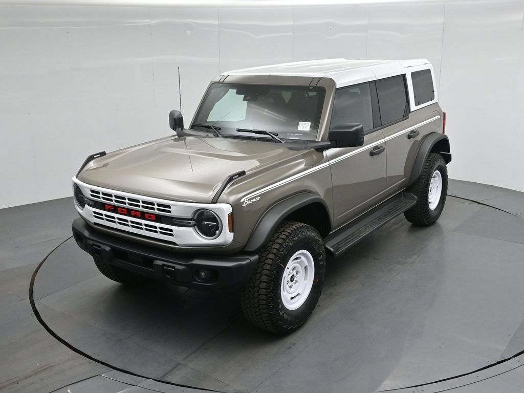 Certified 2026 Ford Bronco Heritage Edition AWD/4WD image 35