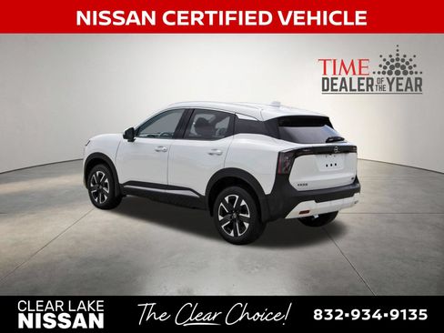 Certified 2025 Nissan Kicks SR FWD image 6