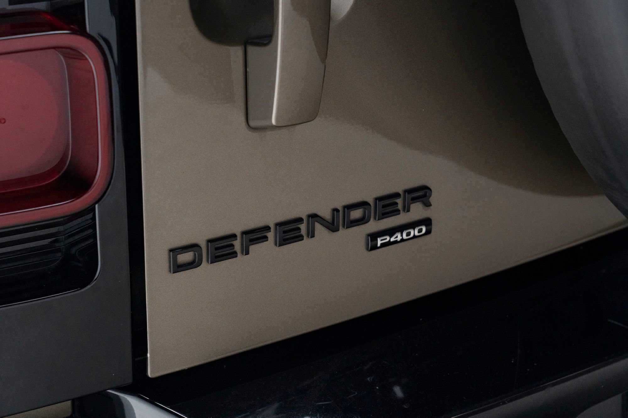 Used 2023 Land Rover Defender 130 X-Dynamic SE AWD/4WD image 75