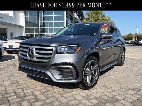 Used 2026 Mercedes-Benz GLS 450 4MATIC image 1