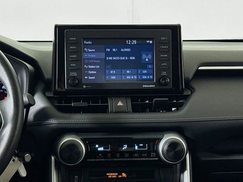 Used 2022 Toyota RAV4 LE FWD image 8