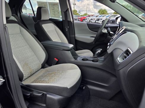 Certified 2024 Chevrolet Equinox LS FWD image 17