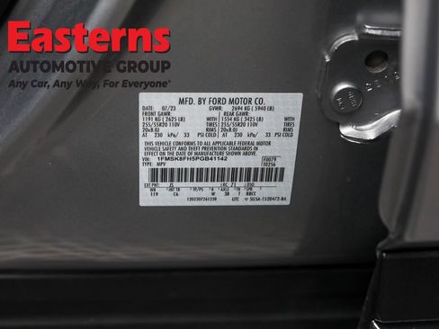 Used 2023 Ford Explorer Limited AWD/4WD image 40