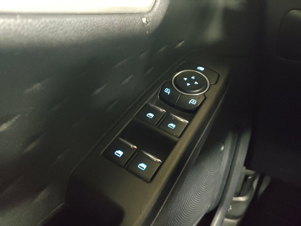 Used 2020 Ford Escape SE FWD image 27
