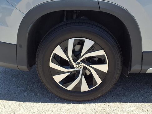 Certified 2026 Volkswagen Tiguan S FWD image 4