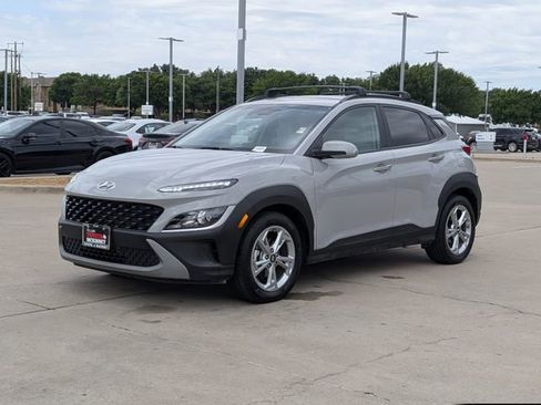 Used 2023 Hyundai Kona SEL FWD image 10