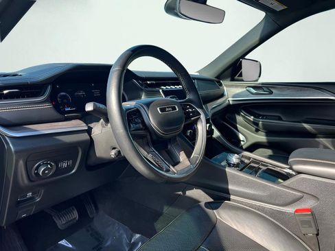 Used 2022 Jeep Grand Cherokee L Overland image 35