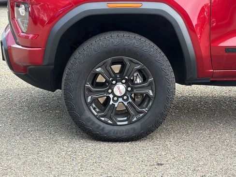 Certified 2024 GMC Canyon Elevation w/ Convenience Package image 9