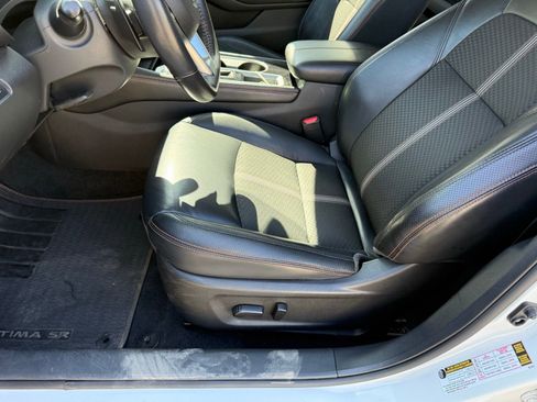 Used 2024 Nissan Altima 2.5 SR image 12