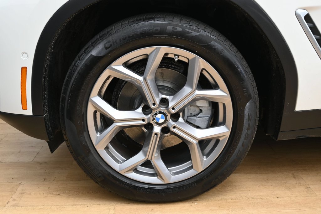 Used 2022 BMW X3 xDrive30i AWD/4WD image 11