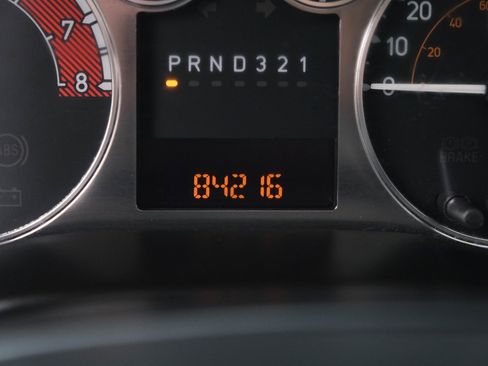 Used 2009 HUMMER H3T Alpha image 30