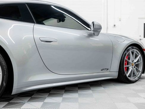 Used 2024 Porsche 911 Carrera GTS RWD image 19