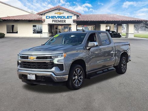 Used 2023 Chevrolet Silverado 1500 LT AWD/4WD image 4