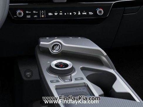 New 2025 Kia EV6 Wind image 26