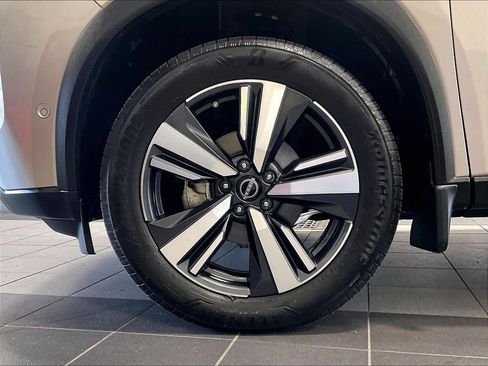 Used 2023 Nissan Rogue Platinum w/ Platinum Premium Package AWD/4WD image 7