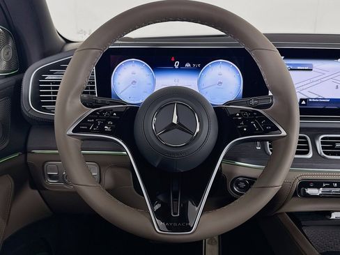 New 2026 Mercedes-Benz Maybach GLS 600 4MATIC image 20