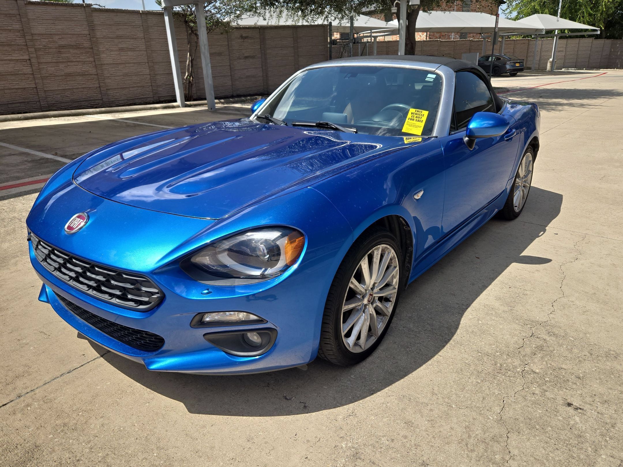 Used 2017 FIAT 124 Spider Lusso RWD image 7