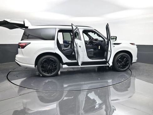 New 2026 INFINITI QX80 4WD image 69