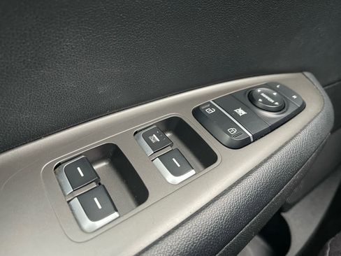 Used 2020 Kia Optima LX image 21