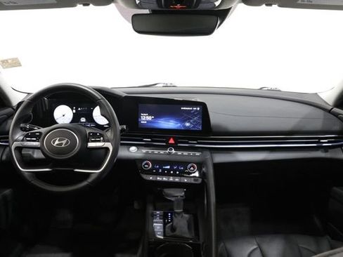 Used 2024 Hyundai Elantra Limited FWD image 12