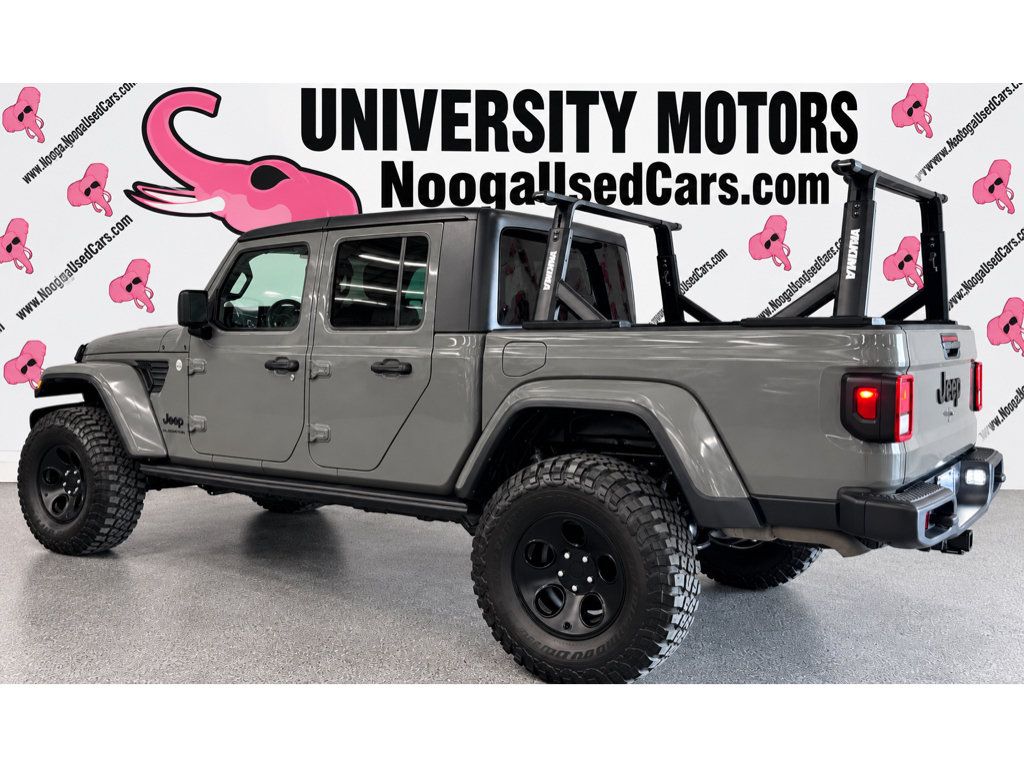 Used 2021 Jeep Gladiator Sport AWD/4WD image 12