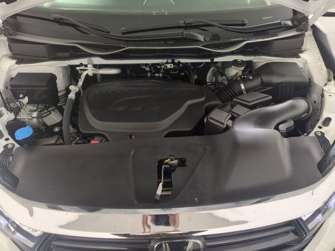 Certified 2024 Honda Odyssey Elite image 25