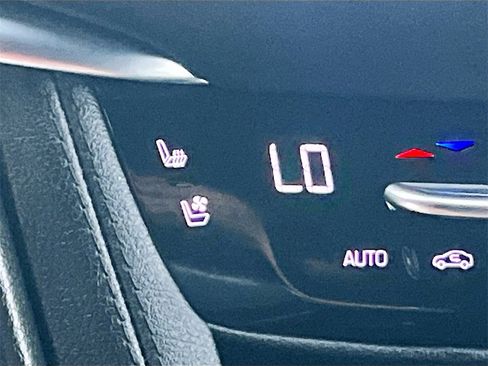 Used 2024 Cadillac XT5 Sportv w/ Platinum Package image 21