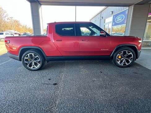 Used 2023 Rivian R1T Adventure image 10